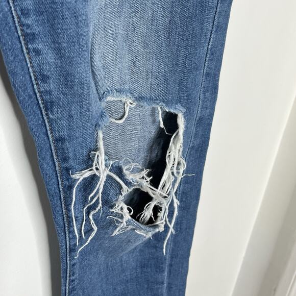 Pilcro Slim Boyfriend Crop Jeans Womens Size 30 Distressed Ripped Mid Rise - Picture 5 of 11